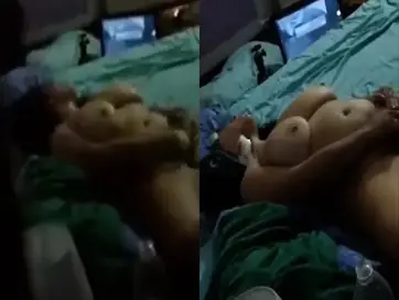 Ngintip Kakak Sendiri Asyik Main Jari Crot Berkali poster
