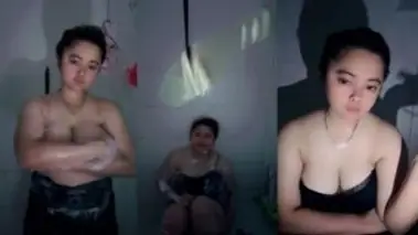 Host Malay Bbymu Mandi Spill Uting Mango Live